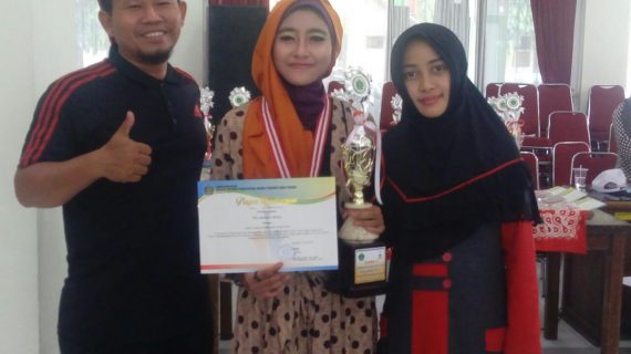 MAN KOTA TEGAL RAIH MEDALI EMAS SINGER PUTRI